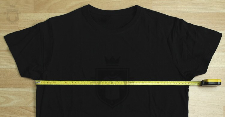   1. Largeur du t-shirt